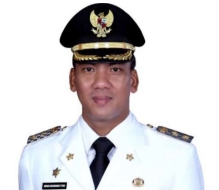 Drs. H. Kemas Muhammad Fuad, M.Si Kepala Dinas Perindag Provinsi Jambi