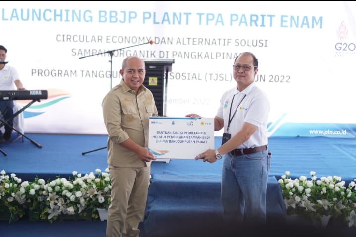 MOU Walikota PGK Molen Mewakili Pemkot Bersama PT. PLN Perihal BBJP Pengelolaan Sampah Parit Enam 