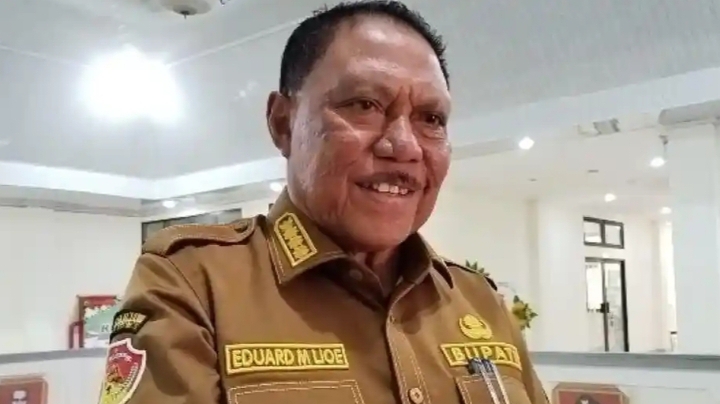 Bupati Eduard Markus Lioe