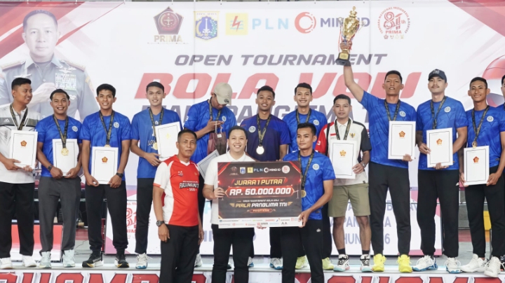 Kapusjaspermildas TNI Marsma TNI Drs. Wing Sukarno, M.Or. menutup secara resmi Open Tournament Bola Voli Piala Panglima TNI dalam rangka HUT ke-81 TNI Tahun 2026 di Jakarta International Velodrome, Rawamangun, Jakarta Timur, Jumat (28/8/2026).