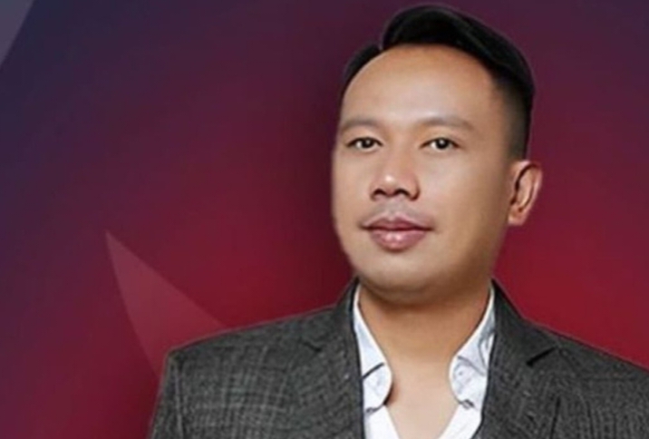 presenter Vicky Prasetyo